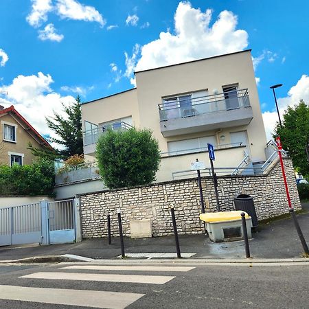 Superbe Appartement ,Proche De Paris, Dans Residence Privee , Ideal Familles, Parking Et Wifi Gratuits! ! ! Vitry-sur-Seine Kültér fotó