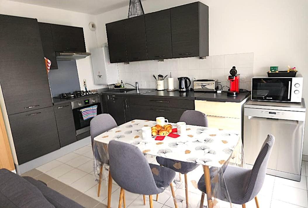 Superbe Appartement ,Proche De Paris, Dans Residence Privee , Ideal Familles, Parking Et Wifi Gratuits! ! ! Vitry-sur-Seine Kültér fotó